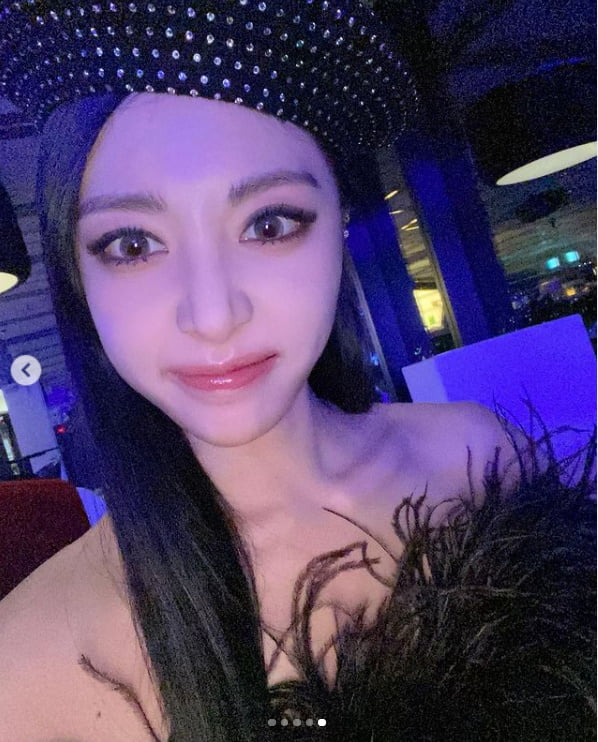 브레이브걸스 은지, 우아한 블랙스완...쇄골미인[TEN★]