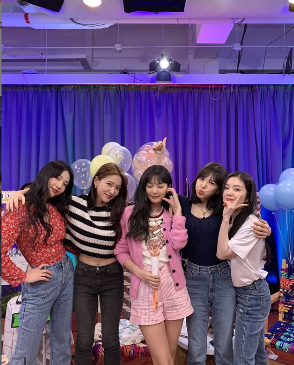레드벨벳, 함께한 5명 예쁨폭발...가장 빛나는 완전체[TEN★]