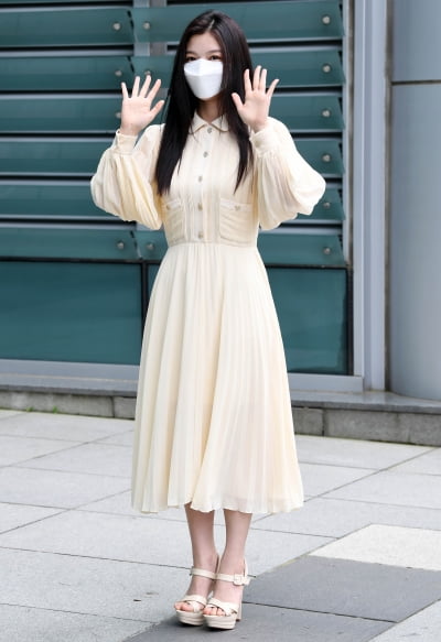 [TEN 포토] 김유정 '노란 원피스로 아름답게'