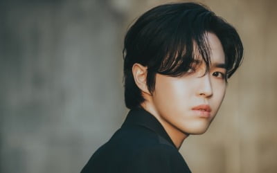 [공식] 김재환, EBS 라디오 '경청' 새 DJ로 낙점