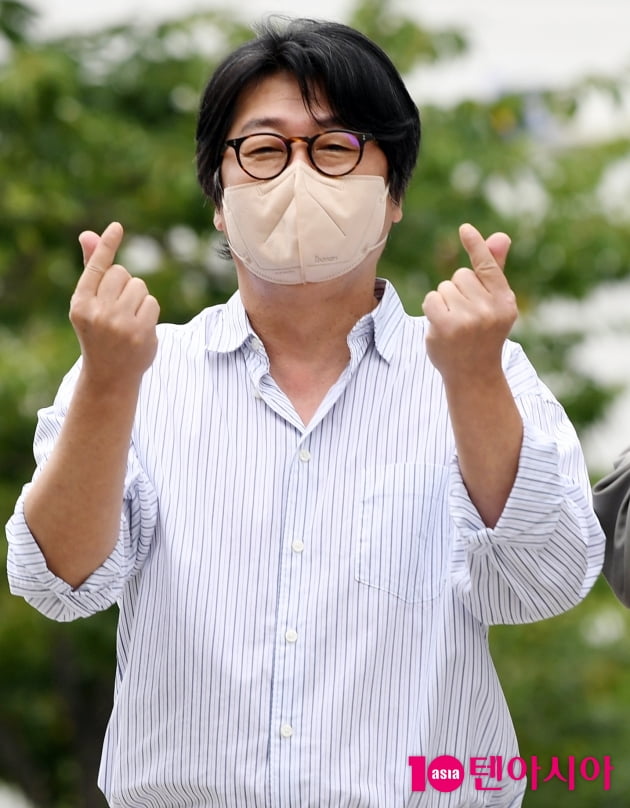 [TEN 포토] 김윤석 '관객 여러분 사랑합니다'