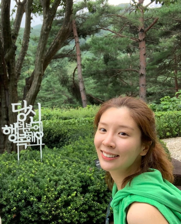 오뚜기3세 함연지X오뚜기 회장 함영준, '명품M사+골무모자' 범상치 않은 '힙한 부녀' [TEN★]