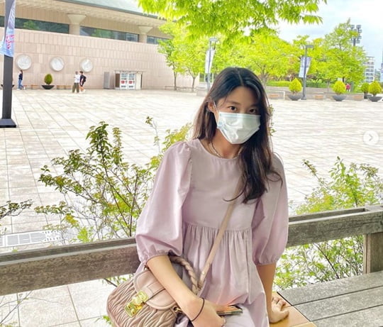 설현 (사진=설현 SNS)