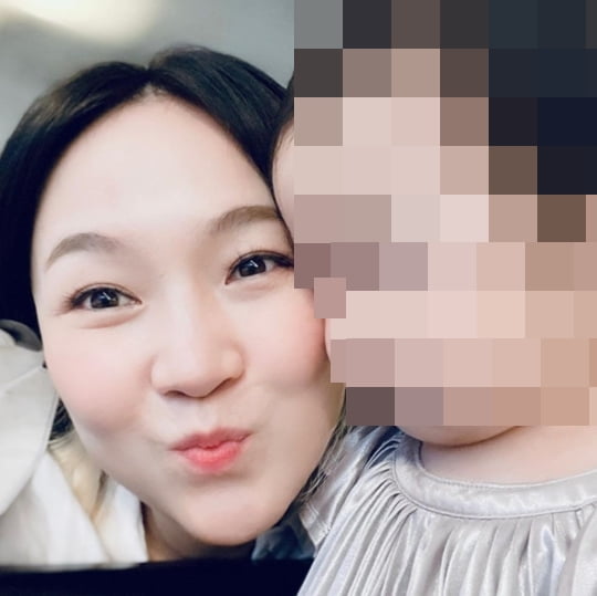 자두, 먼저 세상 떠난 남동생…조카와 다정한 투샷 [TEN★]