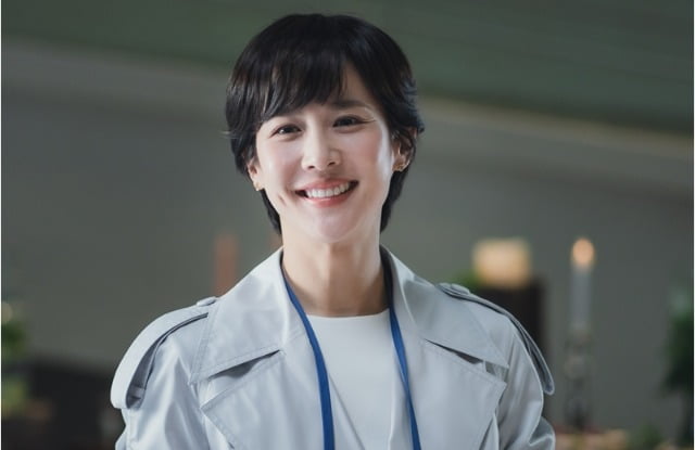조여정부터 김지수까지…긴장감 도는 '하이클래스' 인물관계도