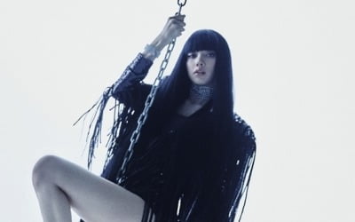 [공식] 블랙핑크 리사, 솔로 데뷔 1시간 전 네이버 V라이브 생중계