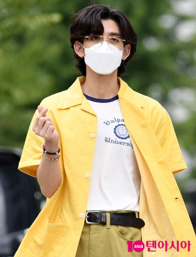 [TEN 포토] 잔나비 최정훈 '귀호강 책임지겠습니다'
