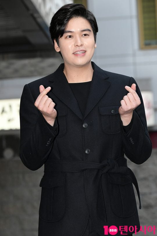 [우빈의 연중일기] '토실토실' 이장우, "살찌면 혼나겠다"더니[TEN스타필드]