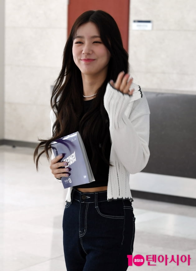 [TEN 포토] 여자아이들 미연 '상큼 발랄하게 등장'