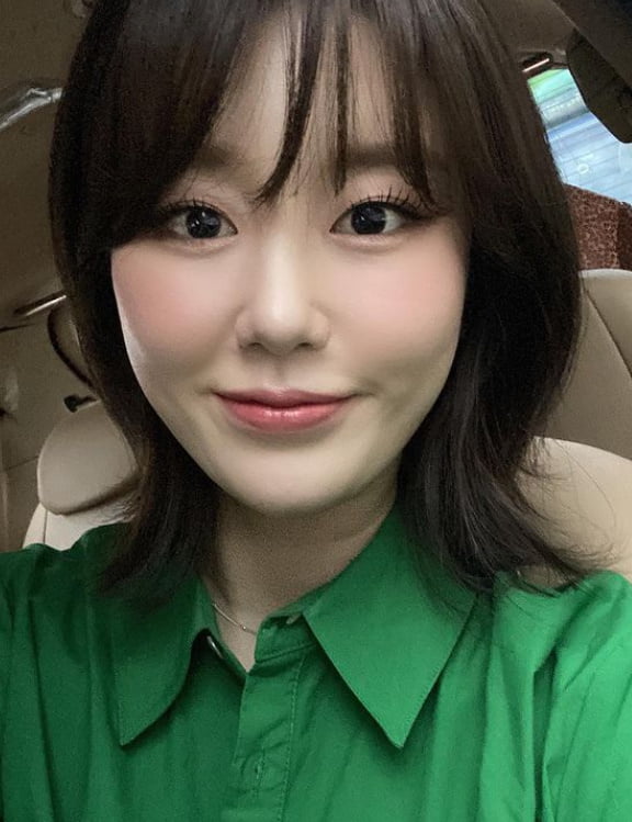 "X이슬·처음XX 생각나는 옷"…나비, 소주 광고주에 대놓고 러브콜 [TEN★]
