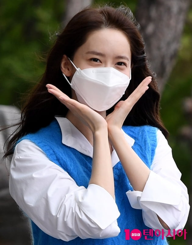 [TEN 포토] 윤아 '방송국에 핀 이쁜 꽃 한송이'(기적)