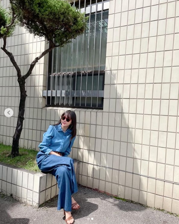 황우슬혜, 가을 청청패션...소멸할 듯 한 얼굴[TEN★]