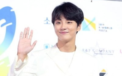 [공식] 윤시윤 '탄생' 캐스팅…韓 최초 사제 김대건 신부 연기한다