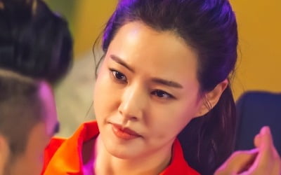 '원더우먼' 이하늬, 싸가지 검사+재벌가 며느리 1인 2역…'극한직업' 잇는 파격 캐릭터