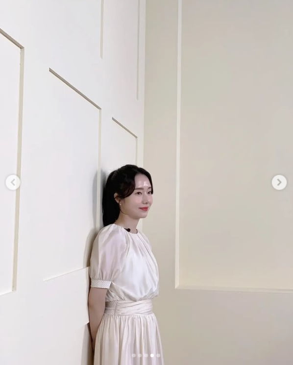 '42세' 이정현, 남편이 아닌 곳에서 받은 큰 꽃바구니에 '♥♥♥'[TEN★]