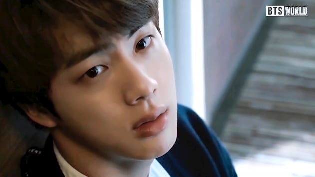 방탄소년단 진의 ‘메소드 연기’ 틱톡을 휩쓸다