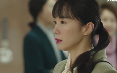 '인간실격' 전도연, 남편 뒤로하고 류준열에게 향했다 [종합]