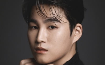 [공식] 김희재, 박해진 소속사 마운틴무브먼트와 中 독점 매니지먼트 계약