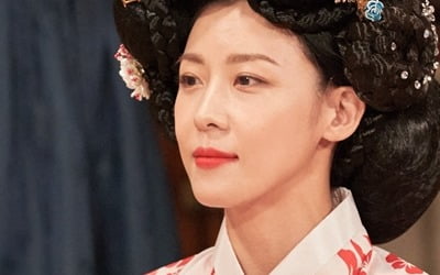 하지원, 19금 가슴춤→다 내려 놓은 코믹 연기…"카타르시스 느꼈다" 소감