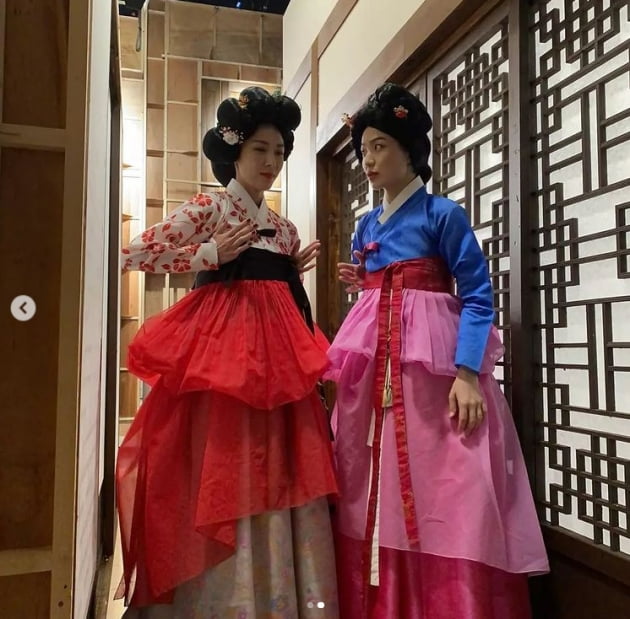 하지원, 안영미 19금 가슴춤 연습중...너무 열심히 ㅋㅋ[TEN★]