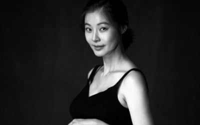 윤소이, 깜짝 임신 고백→김혜수·한지민 축하 물결 "간절했던 마음 알아" [TEN★][종합]