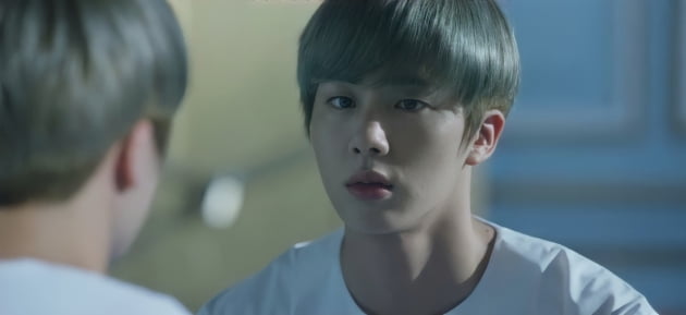 방탄소년단 진, 어웨이크 5주년 전세계 팬들 축하 세례