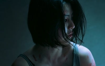 한소희, 온 몸 피투성이+단발로 싹둑…강렬한 변신 ('마이 네임')