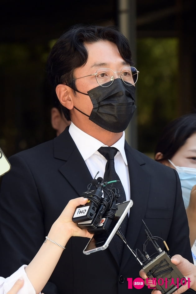 [TEN 포토] '프로포폴 불법 투약 혐의' 하정우 "팬들에게 죄송합니다"