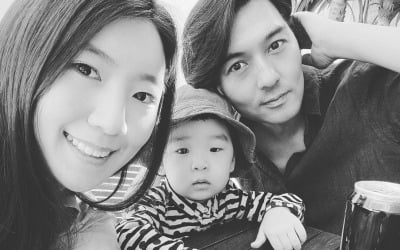 '11살 차이' 이필모♥서수연, 아들과 함께 '필연담' 쓰리샷…비주얼 가족 [TEN★]
