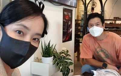 '임신 32주차' 박민정, ♥조현재와 "단둘이 데이트"…짐 들어주는 센스 만점 남편 [TEN★]