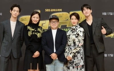"'열혈사제'·'극한직업' 잇는다"…'원더우먼' 이하늬표 코미디, 3연속 홈런칠까 [종합]