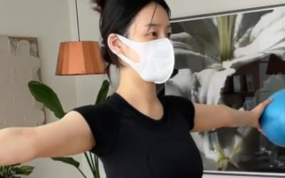 '검사♥' 한지혜, "출산 후 85일차" 몸매 회복 비결은 홈트 "아직 5kg 남았어요" [TEN★]