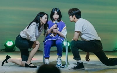 신민아X김선호 엔딩요정 등극→'임영웅 찐팬' 김영옥 활약…'갯차' 비하인드