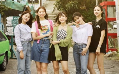 솔지부터 오마이걸 승희까지…음색 여신 출동한 '더 리슨' 포스터 공개