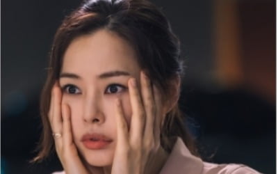 이하늬, 교통사고 당했다…차량 충돌 후 호텔 건물로 돌진 ('원더우먼')