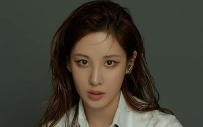 서현, 단추 풀고 넥타이 맸을 뿐인데 '멋쁨'의 정석 [TEN★]