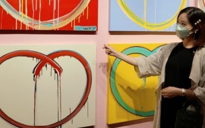 '쌍둥이 임신' 성유리 "예쁜 작품 보며 눈호강"…태교도 우아하게 [TEN★]