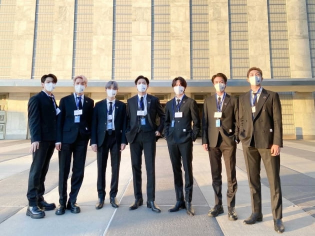 사진=방탄소년단 트위터