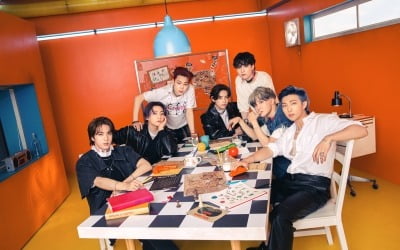 방탄소년단 'Butter', 여전히 뜨겁다…美 빌보드 '핫 100' 역주행, 17주 연속 차트인