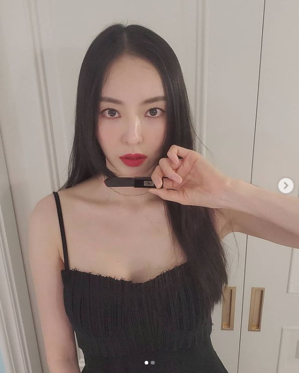 이다희, 섹시한 레드립...핫 뱀파이어[TEN★]