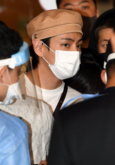 [TEN 포토] 방탄소년단 뷔 '우주를 담은 눈동자'