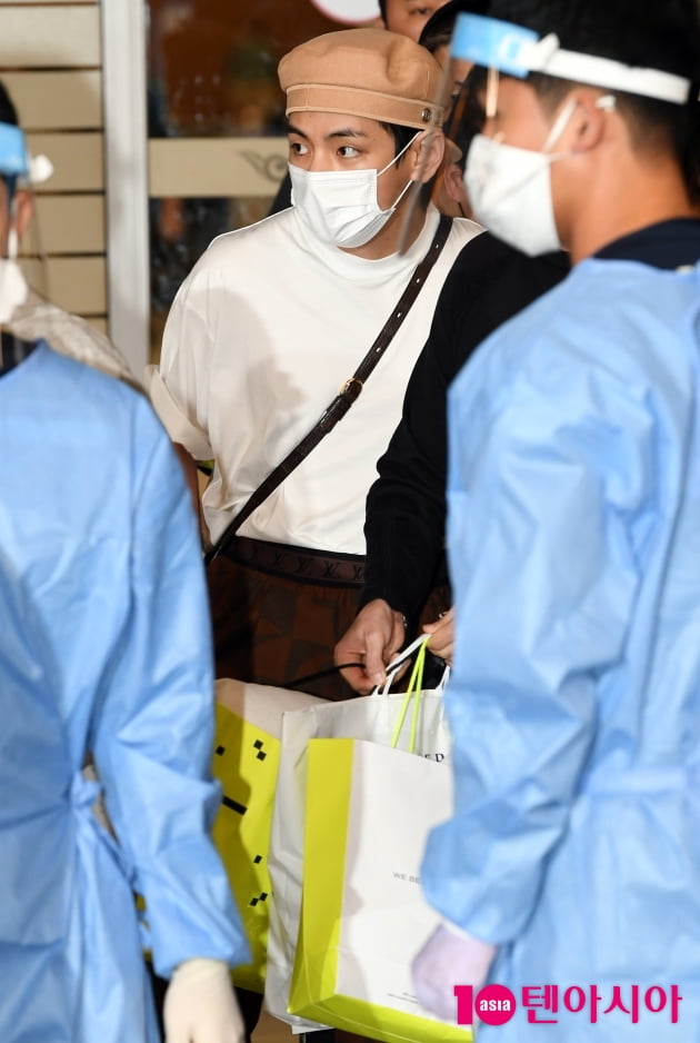 [TEN 포토] 방탄소년단 뷔 '매력으로 빈틈없는 외모'