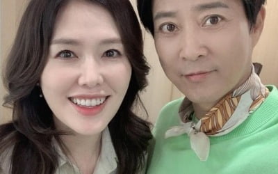 최수종♥하희라, 눈가 주름마저 닮아가는 50대 부부 "오늘도 함께" [TEN★]