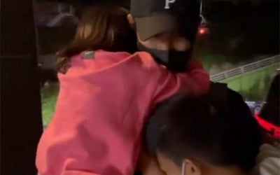 '결혼 13년차' 김성은, 자녀들과 ♥정조국 마중…흐느낄 정도로 "보고 싶었던" [TEN★]