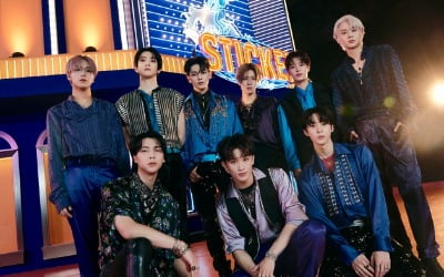 [공식] NCT 127, '스티커'로 美 '빌보드 200' 3위… K팝 최고 순위 기록