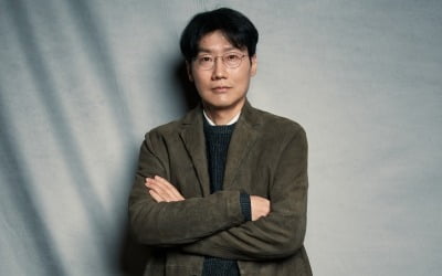 '오징어게임' 황동혁 감독 "전세계 열풍 예상 못해, 롤러코스터 타는 기분" [인터뷰①]