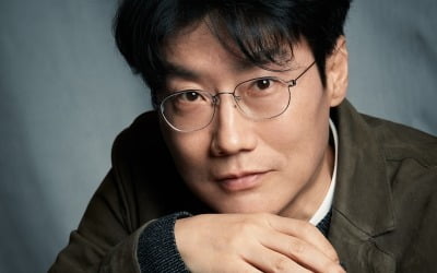 '오징어게임' 황동혁 감독이 밝힌 #빨간머리 #공유·이병헌 #시즌2 [인터뷰③]