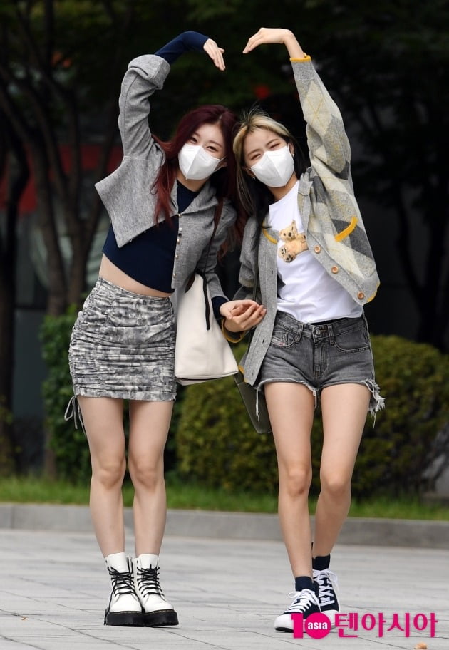 있지 류진, 채령./사진=조준원 기자