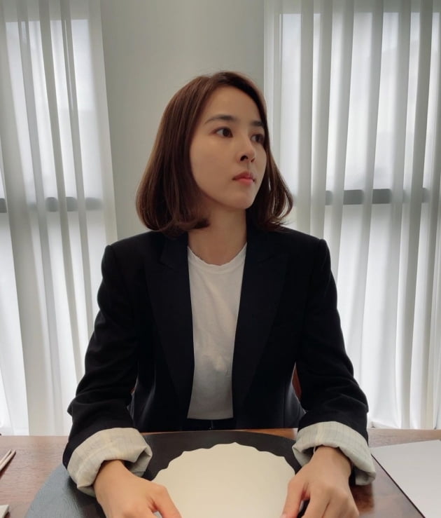 '기성용♥' 한혜진, "단발"하니 학생 비주얼…41세 애엄마라 믿기 힘들어 [TEN★]