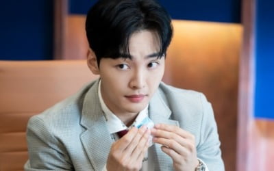 김민재, 박규영과 회의 참석 '영혼 가출' ('달리와 감자탕')